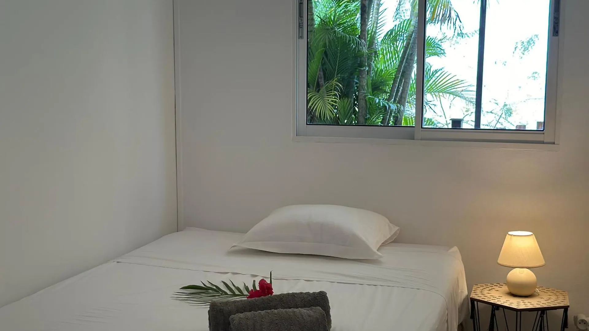 Sur La Mer - Appartement Deux Chambres A Schoelcher Apartamento